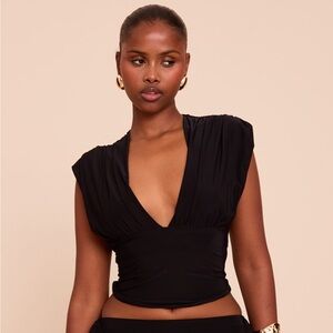 PrettyLittleThing Black V-Neck Blouse